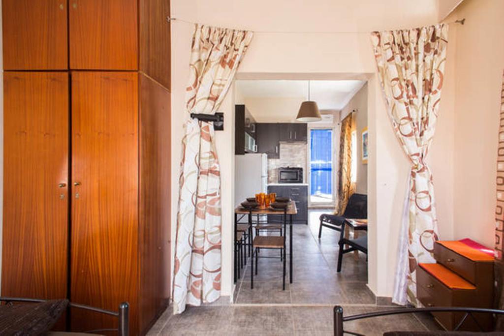 Wavedance Accommodation Salamís Exteriér fotografie