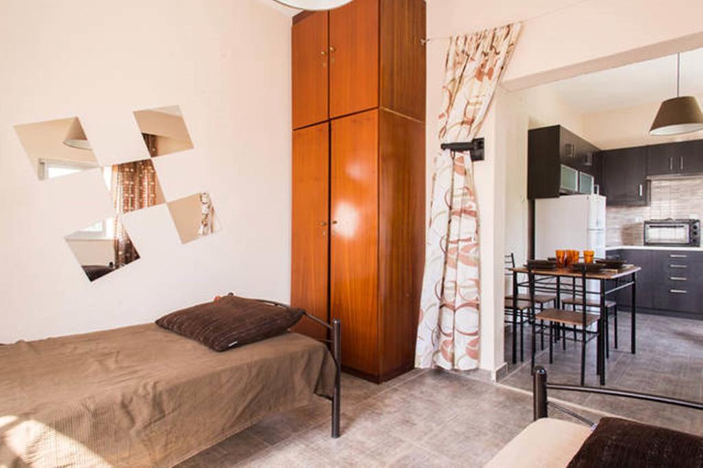Wavedance Accommodation Salamís Exteriér fotografie
